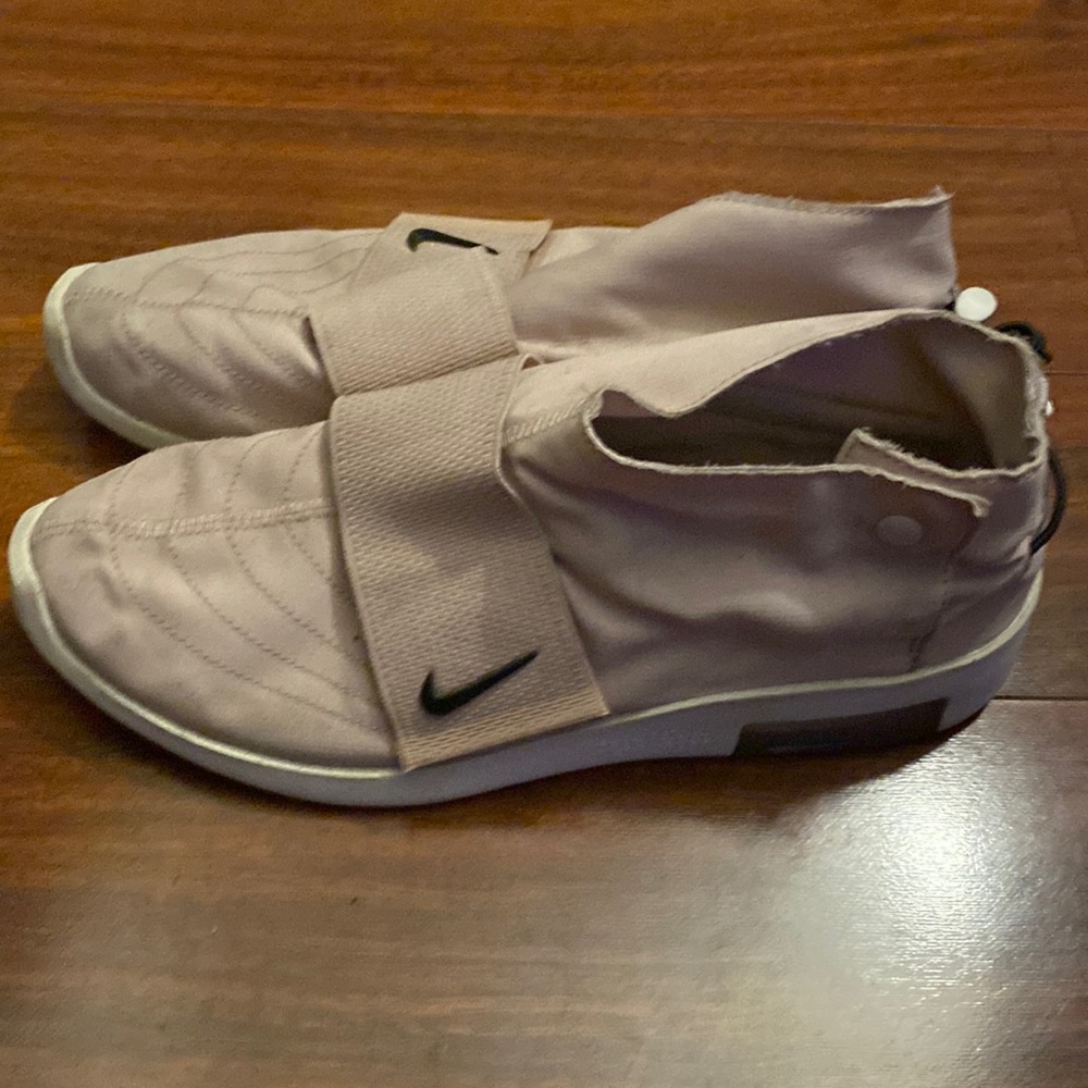 Brand: Nike Air Fear Of God Moccasin Particle Beige                     Size: 11